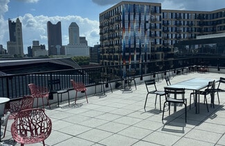 Plus de détails pour 440-500 W Broad St, Columbus, OH - Bureau à louer