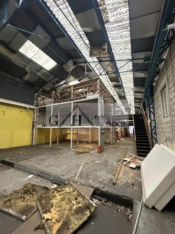 Industrial in Romainville for sale Interior Photo- Image 1 of 13
