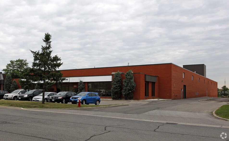 5958 Ambler Dr, Mississauga, ON for lease - Building Photo - Image 2 of 3