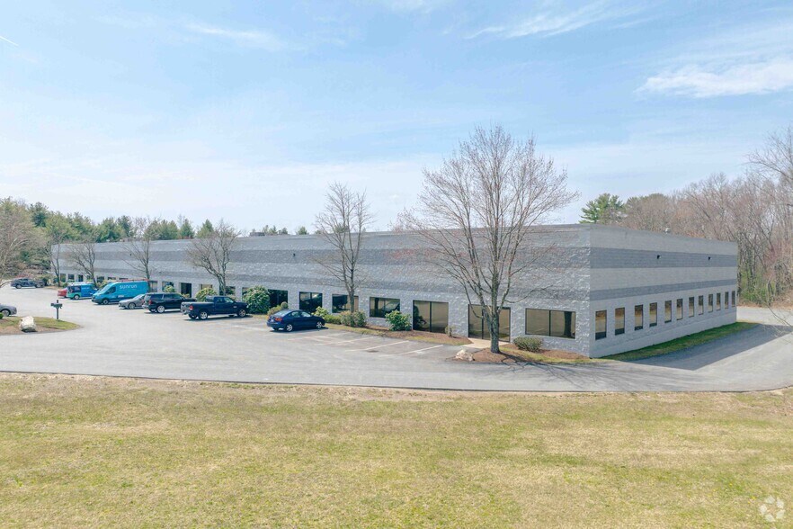 16 Progress Rd, Billerica, MA à louer - Photo du bâtiment - Image 1 de 7