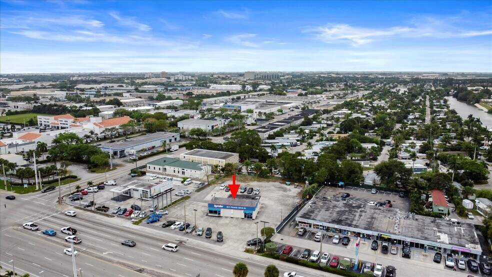 2008 Okeechobee Blvd, West Palm Beach, FL for sale - Building Photo - Image 2 of 35