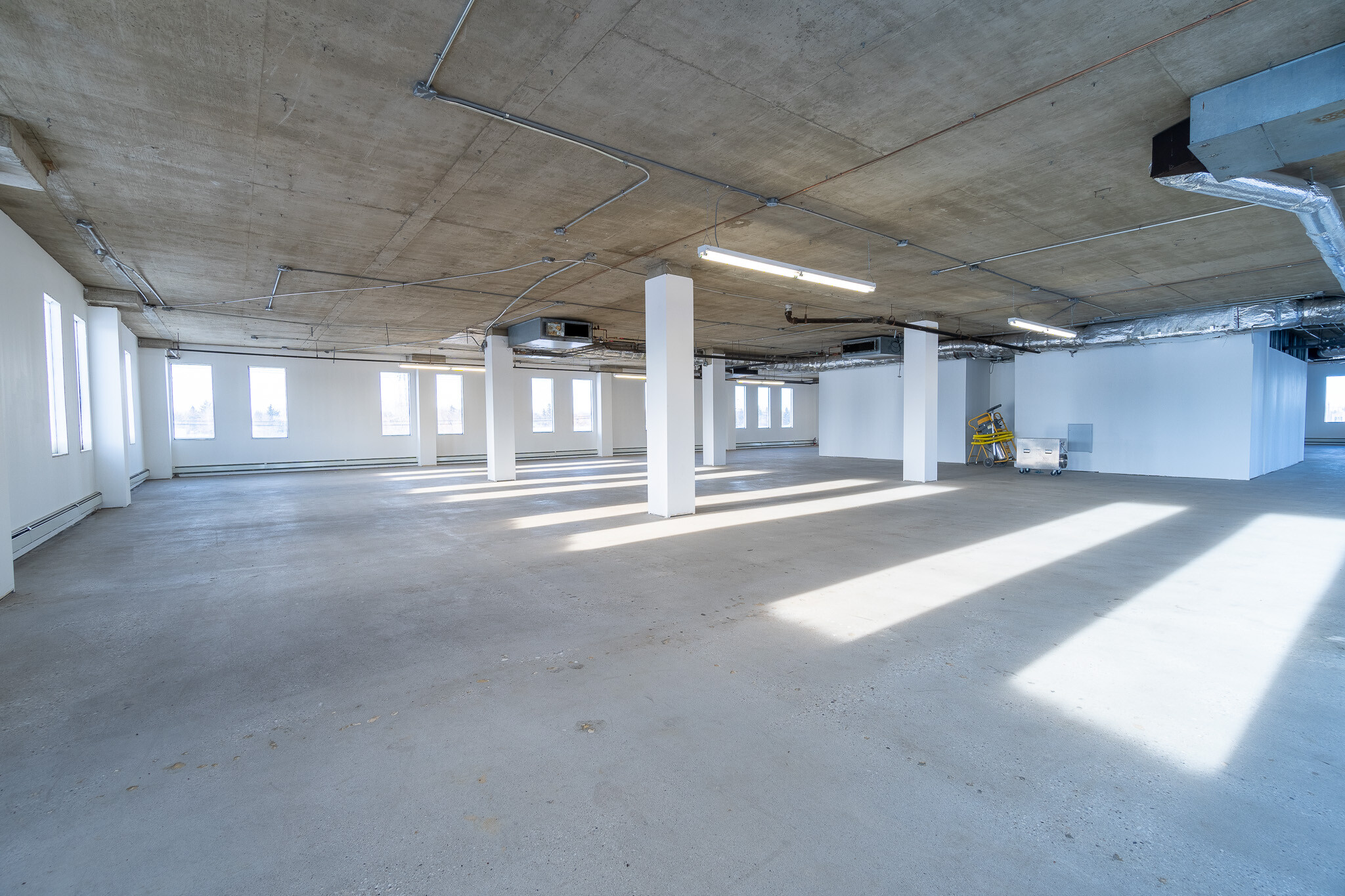 10835 120th St NW, Edmonton, AB for lease Interior Photo- Image 1 of 7