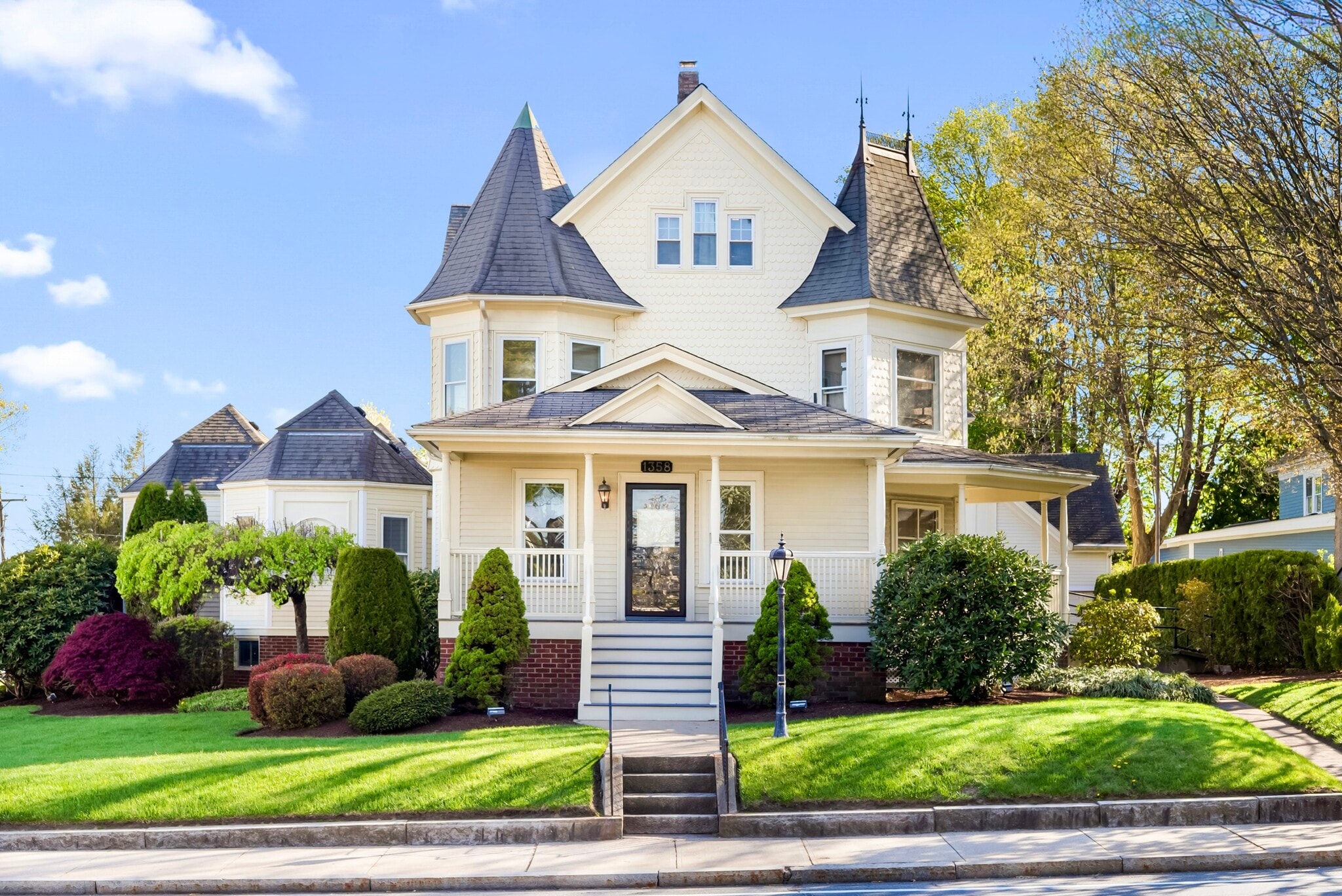 1358 Smith St, North Providence, RI for sale Primary Photo- Image 1 of 48