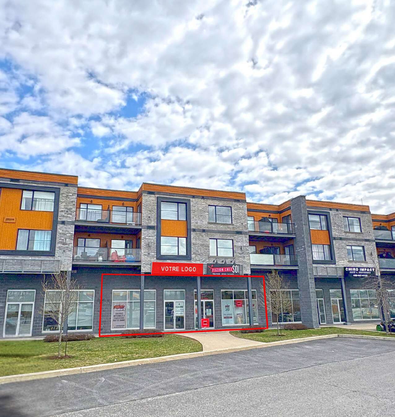 1499 Ch De Chambly, Carignan, QC à vendre Photo du bâtiment- Image 1 de 6