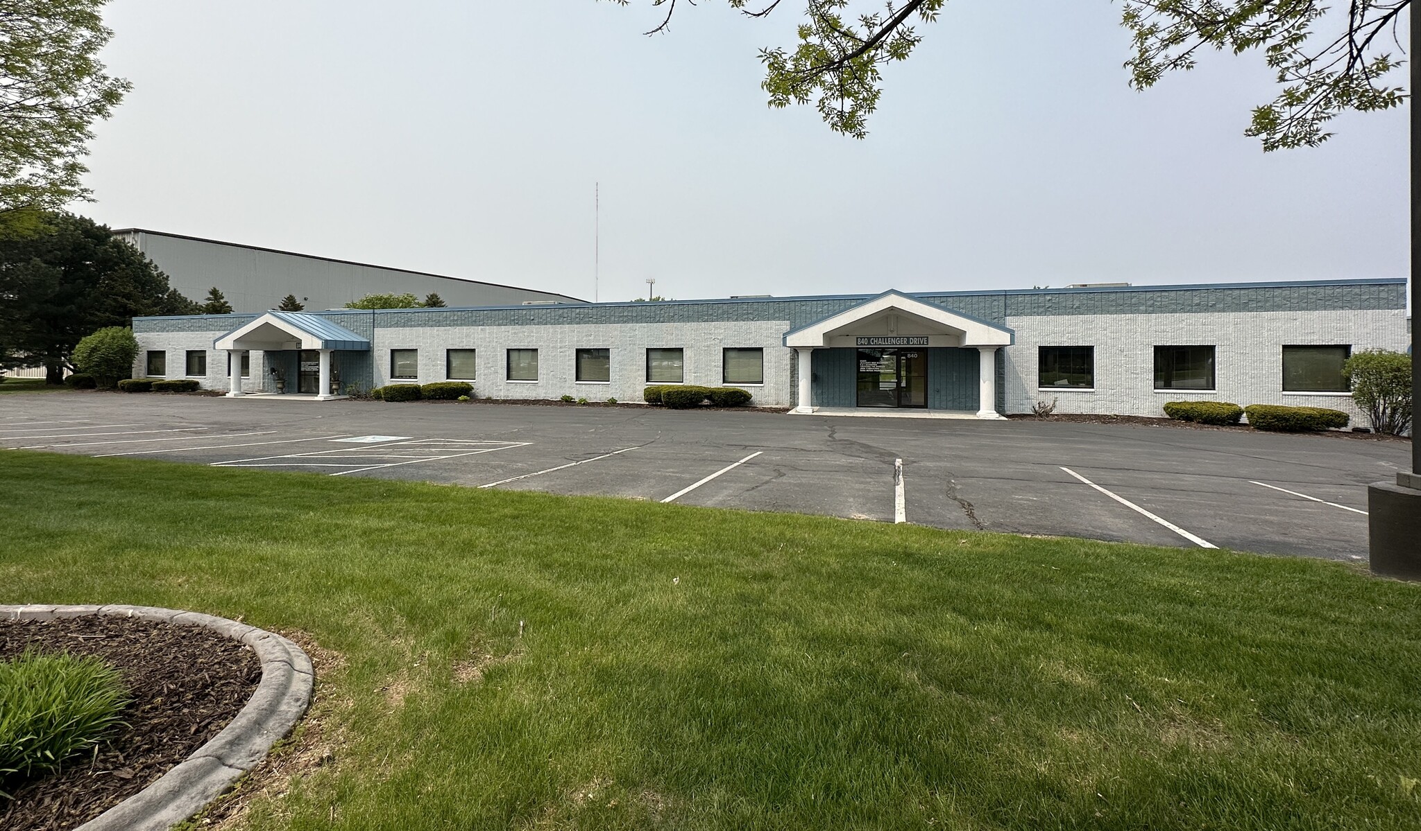 840 Challenger Dr, Green Bay, WI for lease Building Photo- Image 1 of 3