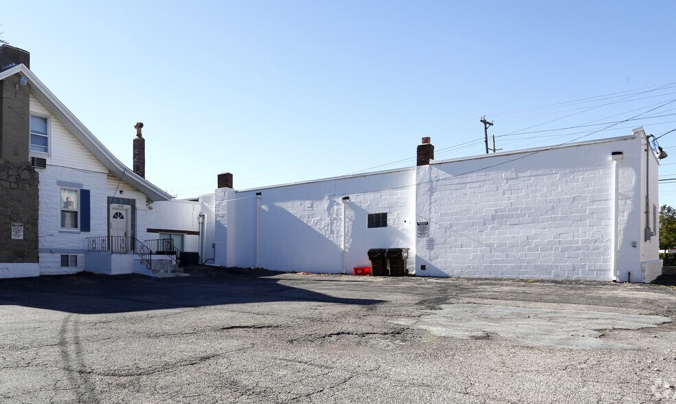 4109 North Ave, Cincinnati, OH à vendre - Photo du bâtiment - Image 2 de 4