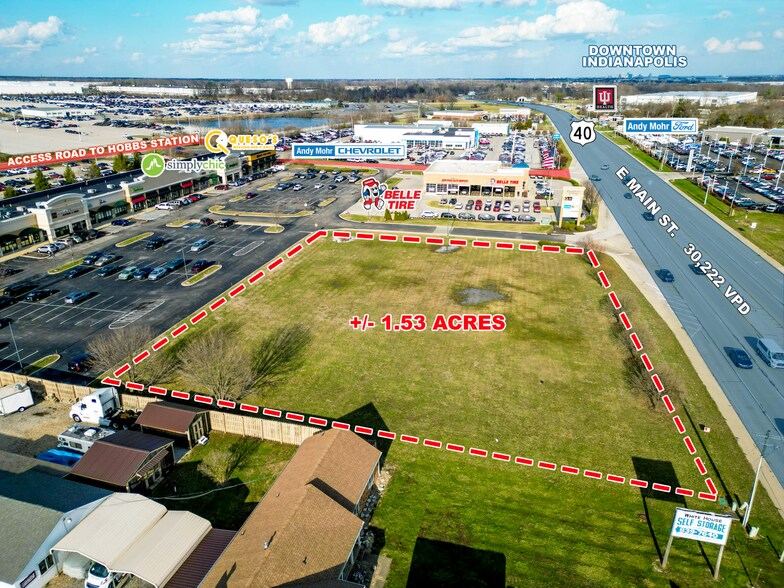 2702 Main Street, Plainfield, IN à vendre - Photo du bâtiment - Image 2 de 6