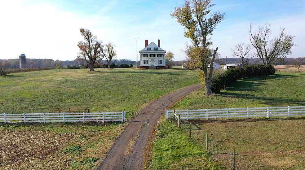 17736 Auburn Rd, Brandy Station, VA à vendre - Photo du bâtiment - Image 3 de 10