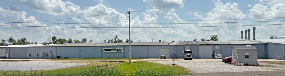 500 Waterways Dr, Amory, MS à vendre - Photo du bâtiment - Image 2 de 5