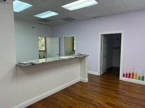 1425 Viscaya Pky, Cape Coral, FL for lease Interior Photo- Image 2 of 4