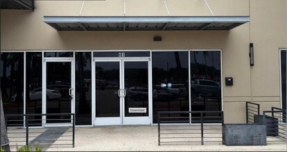 400 W Nolana Ave, McAllen, TX for lease Interior Photo- Image 1 of 2