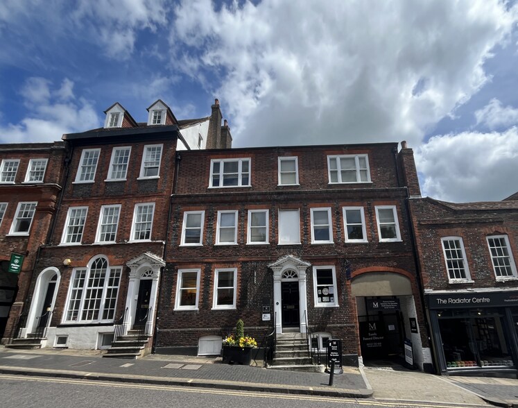 5 Holywell Hl, St Albans à louer - Photo du bâtiment - Image 1 de 1