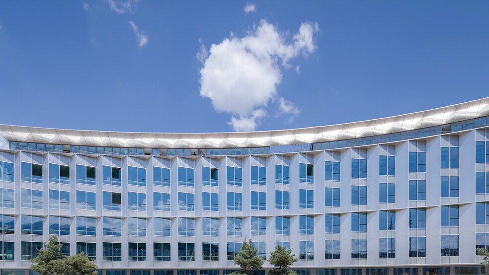 Bureau dans Grenoble à louer - Photo du bâtiment - Image 2 de 10