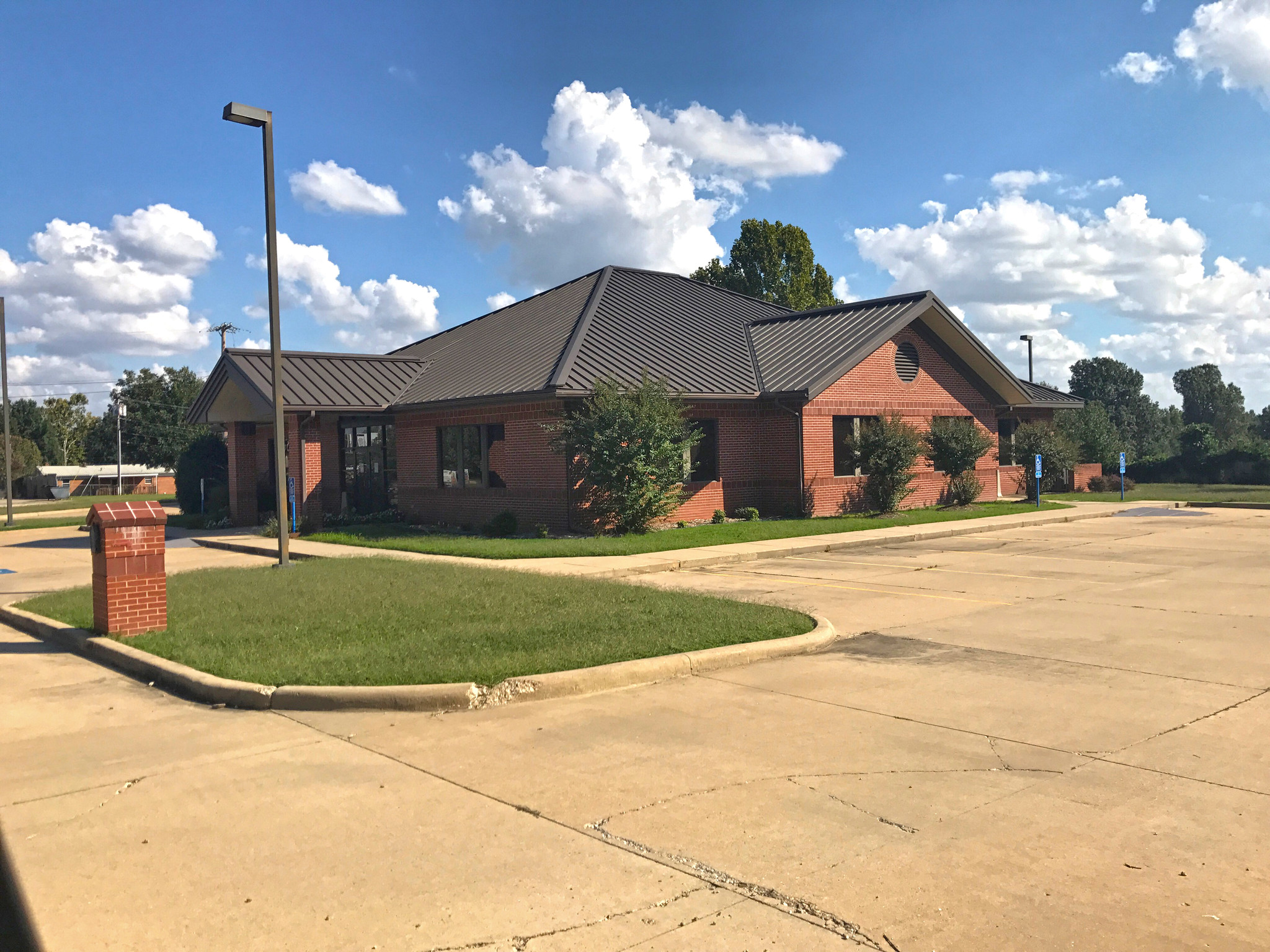 3104 W Kingshighway, Paragould, AR à vendre Photo du bâtiment- Image 1 de 1