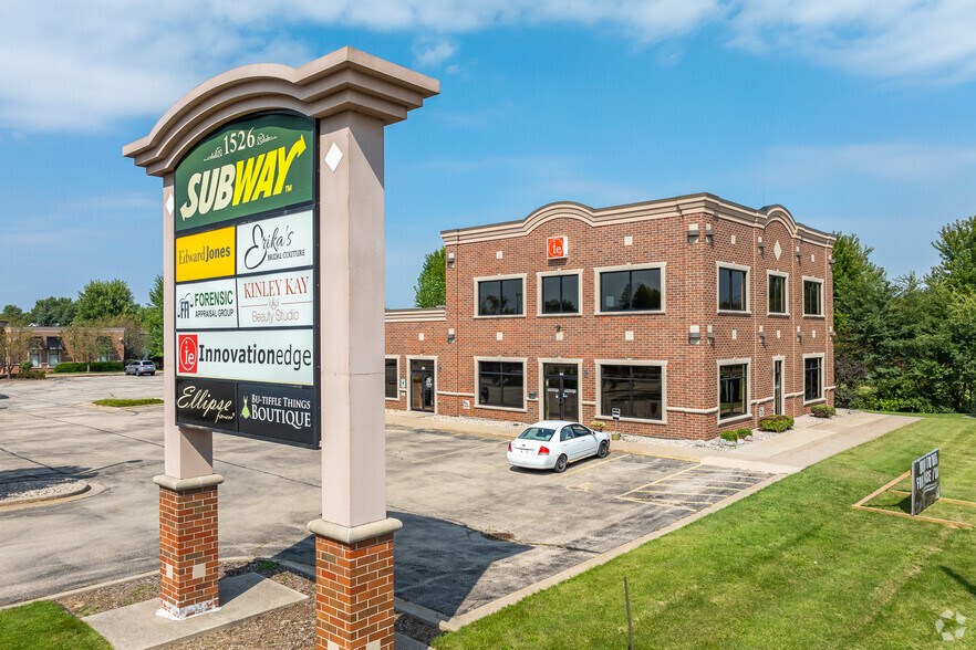 1526 S Commercial St, Neenah, WI for sale - Building Photo - Image 3 of 15