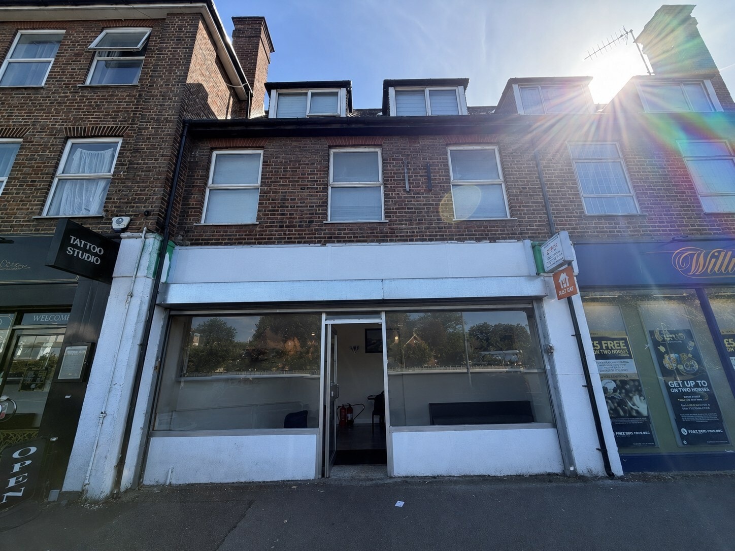 26 Cranborne Parade, Mutton Lane, Potters Bar, Potters Bar for lease Primary Photo- Image 1 of 6