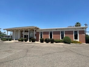 10702 W Peoria Ave, Sun City, AZ for lease Building Photo- Image 2 of 10
