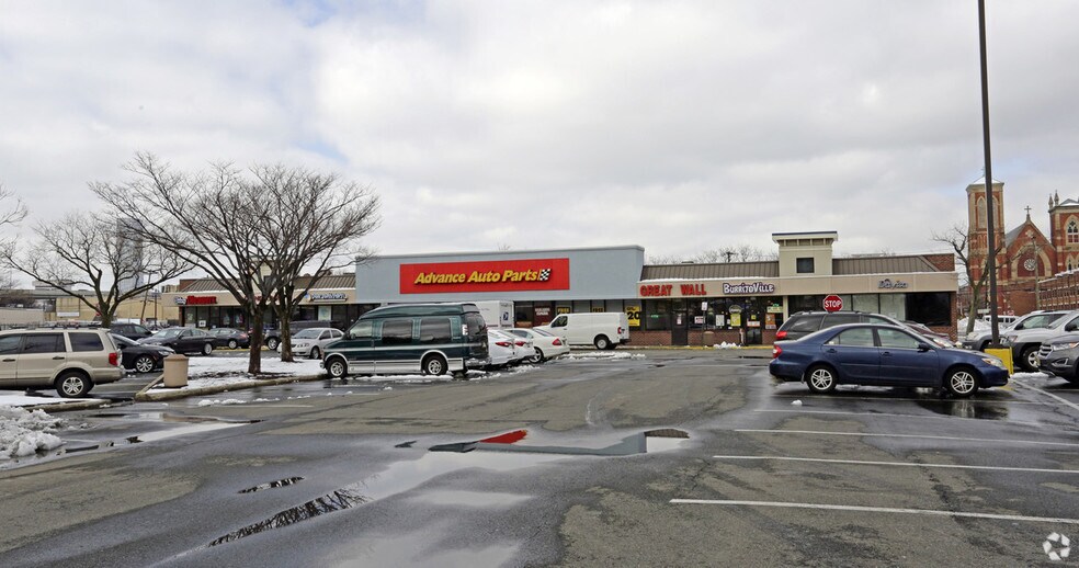402-436 Grand St, Jersey City, NJ for lease - Primary Photo - Image 3 of 5