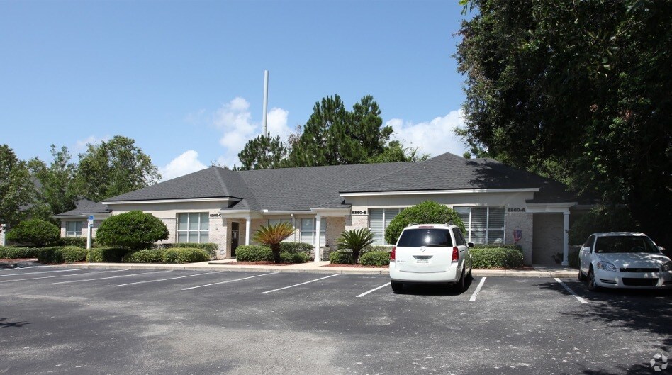 6260 Dupont Station Ct, Jacksonville, FL à louer - Photo du bâtiment - Image 2 de 12