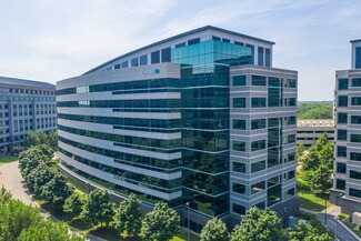 Plus de détails pour 3050 Highland Pky, Downers Grove, IL - Bureau à louer