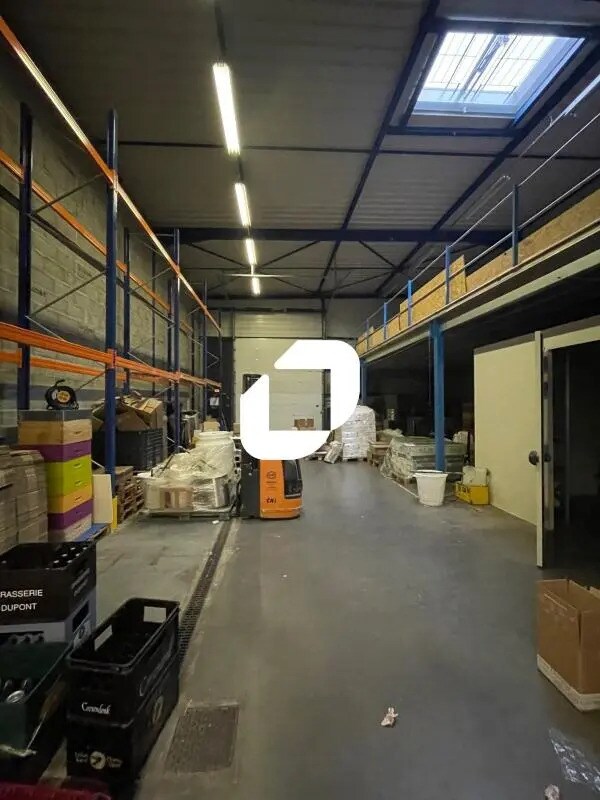 Flex in Échirolles for lease Building Photo- Image 1 of 8