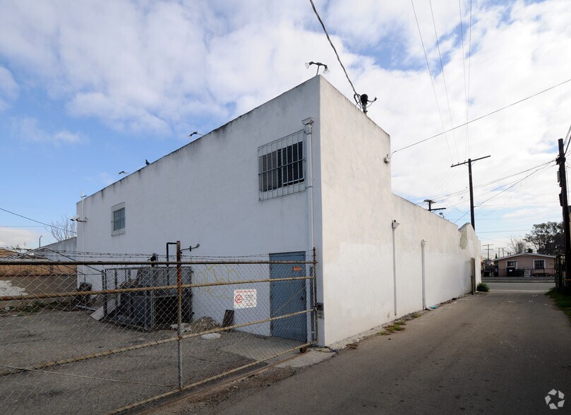 9909 Compton Ave, Los Angeles, CA for sale - Building Photo - Image 2 of 9