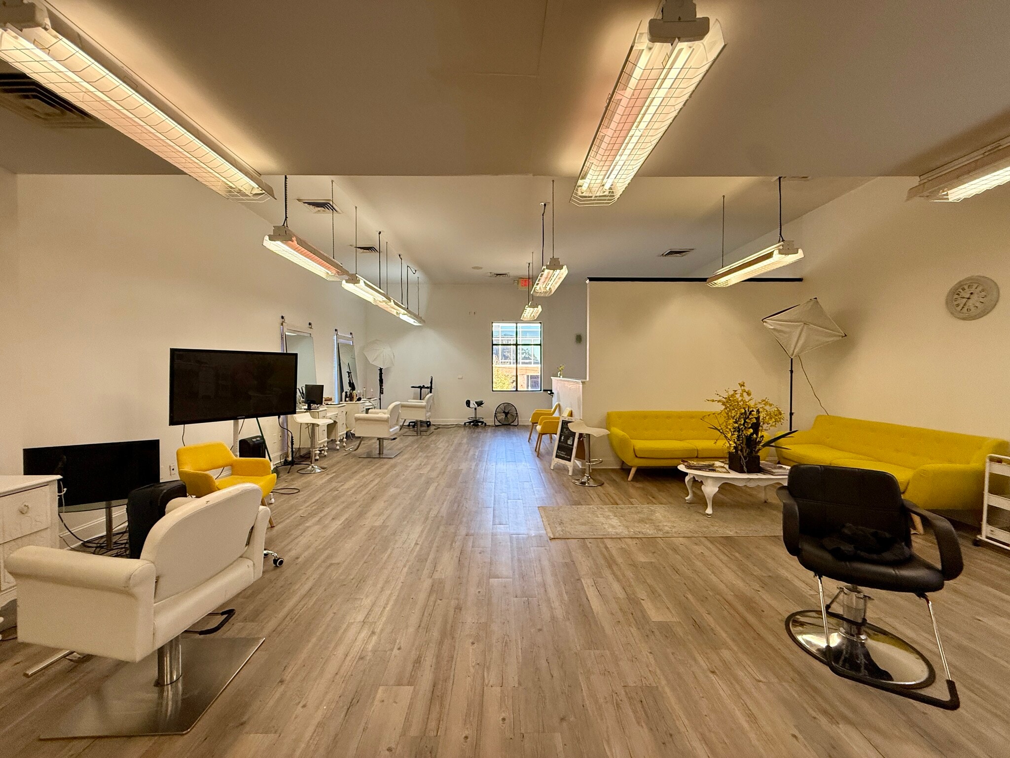 506 E 10th St, Greenville, NC à louer Photo intérieure- Image 1 de 7