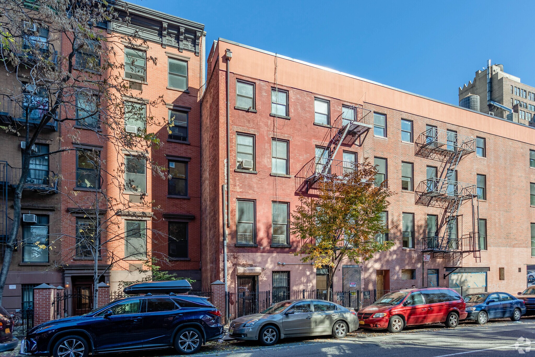 301 W 29th St, New York, NY for lease Primary Photo- Image 1 of 8