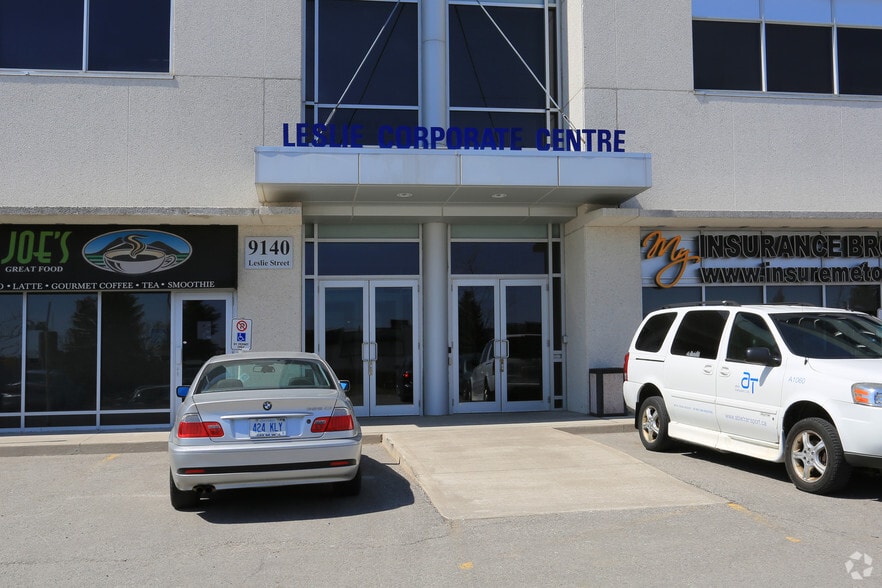 9140 Leslie St, Richmond Hill, ON à vendre - Photo du bâtiment - Image 3 de 11