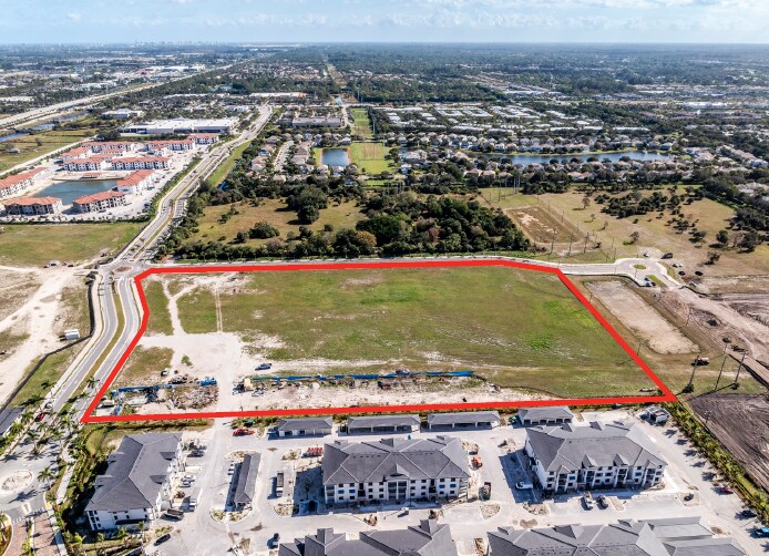 161 106th Ave S, West Palm Beach, FL à vendre - Photo du bâtiment - Image 2 de 5