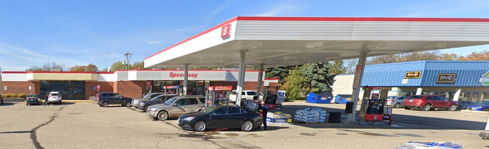 1422 Broadway St, Alexandria, MN à louer - Photo principale - Image 1 de 3