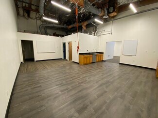 Plus de détails pour 970 Terra Bella Ave, Mountain View, CA - Local d'activités à louer