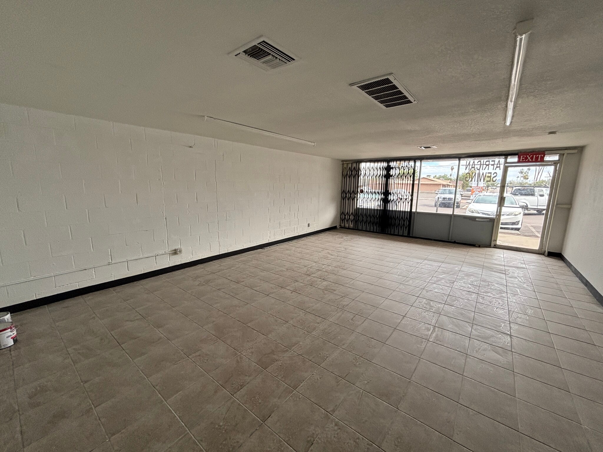 5506-5544 N 43rd Ave, Glendale, AZ for lease Interior Photo- Image 1 of 2