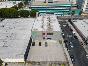 2700 S Grand Ave, Los Angeles, CA - Aerial  map view