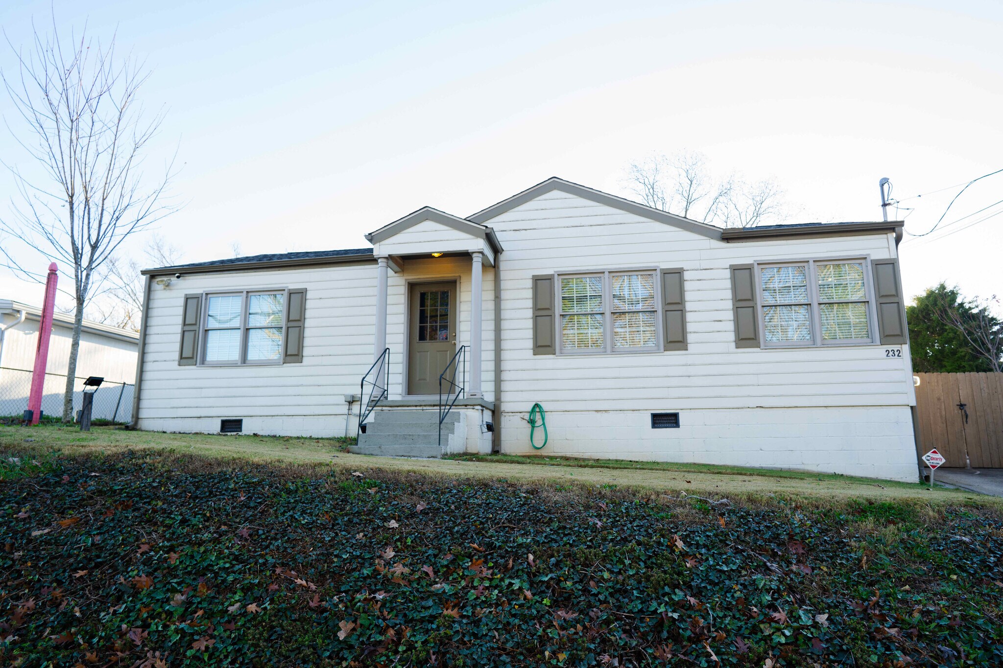 232 SE Powers Ferry Rd, Marietta, GA à vendre Photo principale- Image 1 de 30