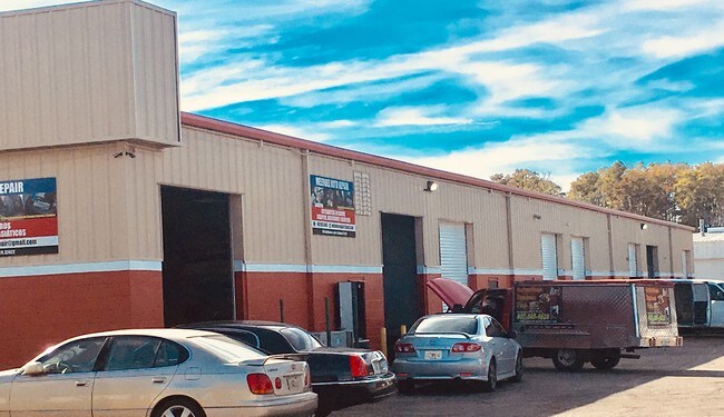 More details for 4802 Distribution Ct, Orlando, FL - Industrial for Lease