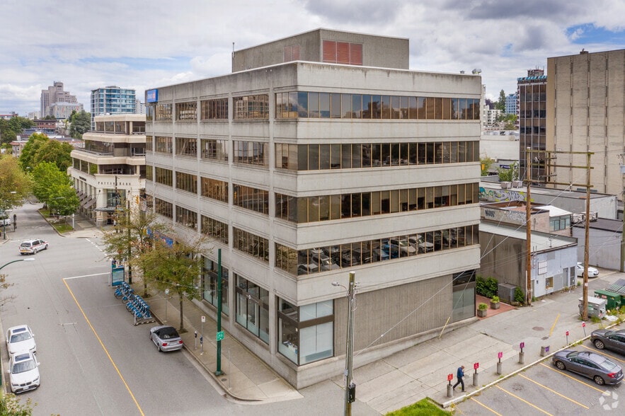 2609 Granville St, Vancouver, BC for lease - Building Photo - Image 3 of 3