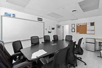 1767 Harvey Av, Kelowna, BC for lease Interior Photo- Image 2 of 6