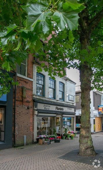 20 Lad Ln, Newcastle Under Lyme for lease - Building Photo - Image 3 of 5