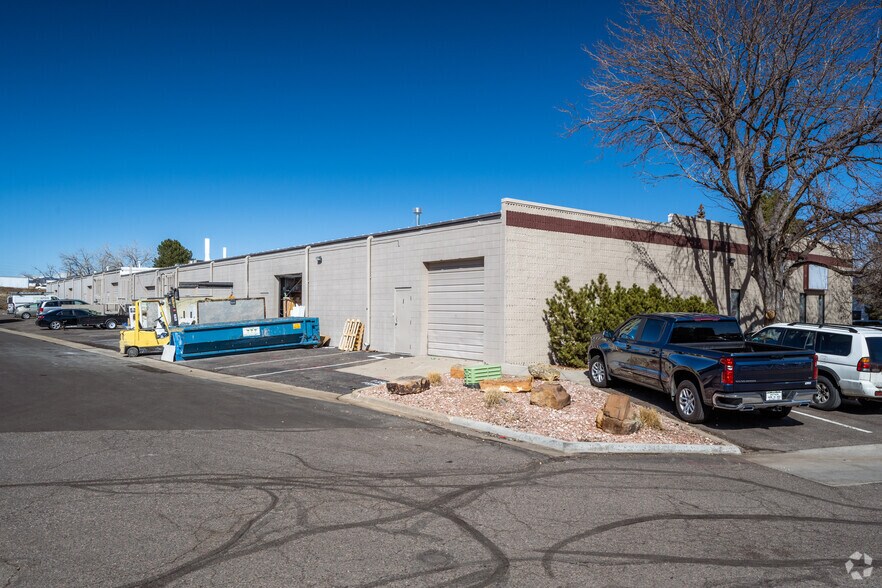 2150 W 6th Ave, Broomfield, CO à louer - Photo du bâtiment - Image 3 de 4