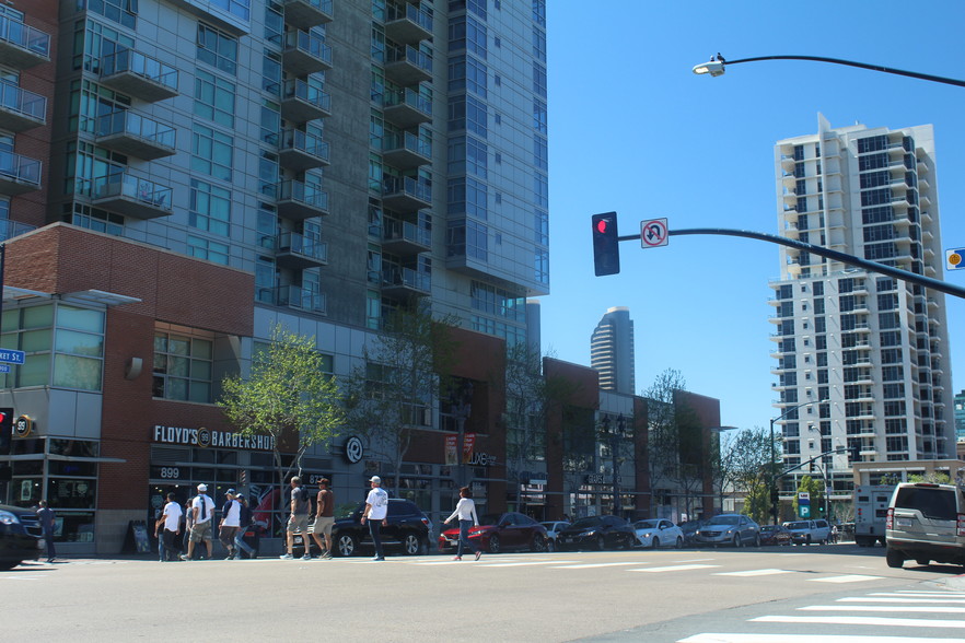 801-899 Market St, San Diego, CA for lease - Building Photo - Image 1 of 7