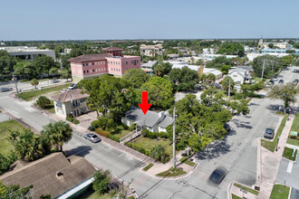 300 SE Detroit Ave, Stuart, FL - aerial  map view - Image1