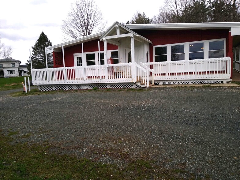 16043 State Route 22, Stephentown, NY for sale - Building Photo - Image 1 of 1