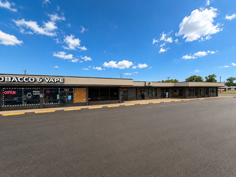 783-791 N West St, Wichita, KS for lease - Building Photo - Image 2 of 2