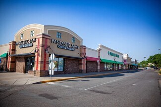 Plus de détails pour 99-145 Willow Bnd, Crystal, MN - Commerce de détail à louer