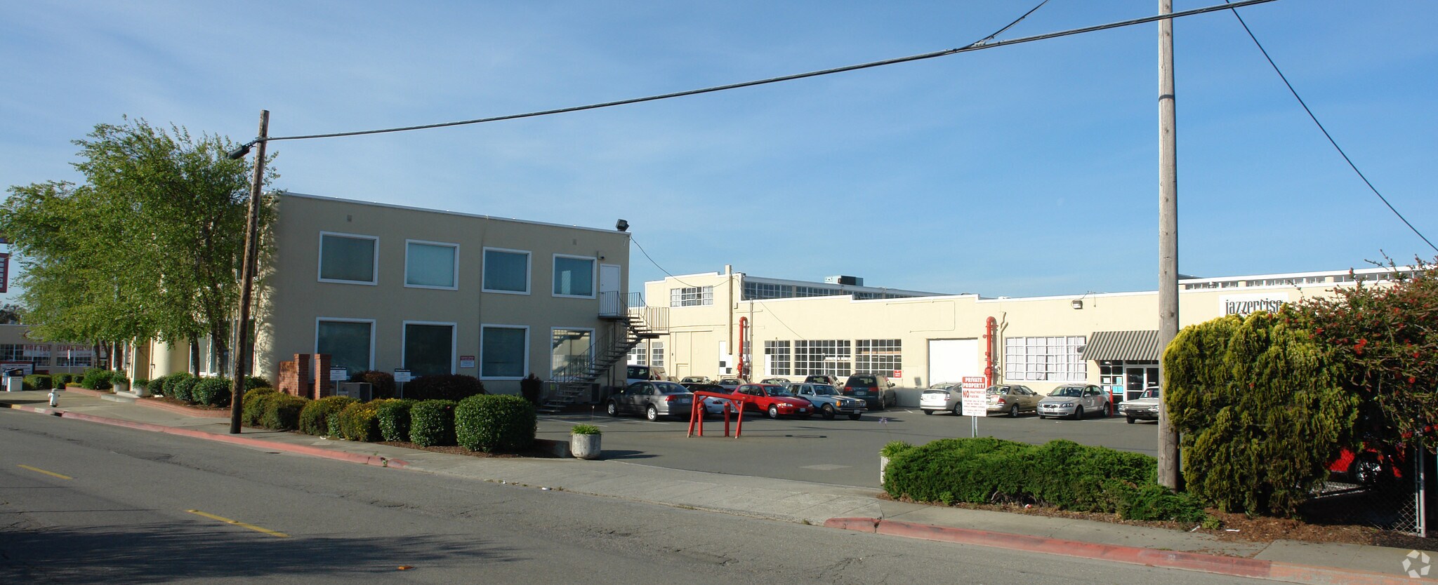 5327 Jacuzzi St, Richmond, CA à louer Photo principale- Image 1 de 9