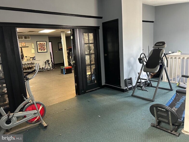 12 Pierce Ave, Trenton, NJ à vendre - Photo du bâtiment - Image 2 de 8