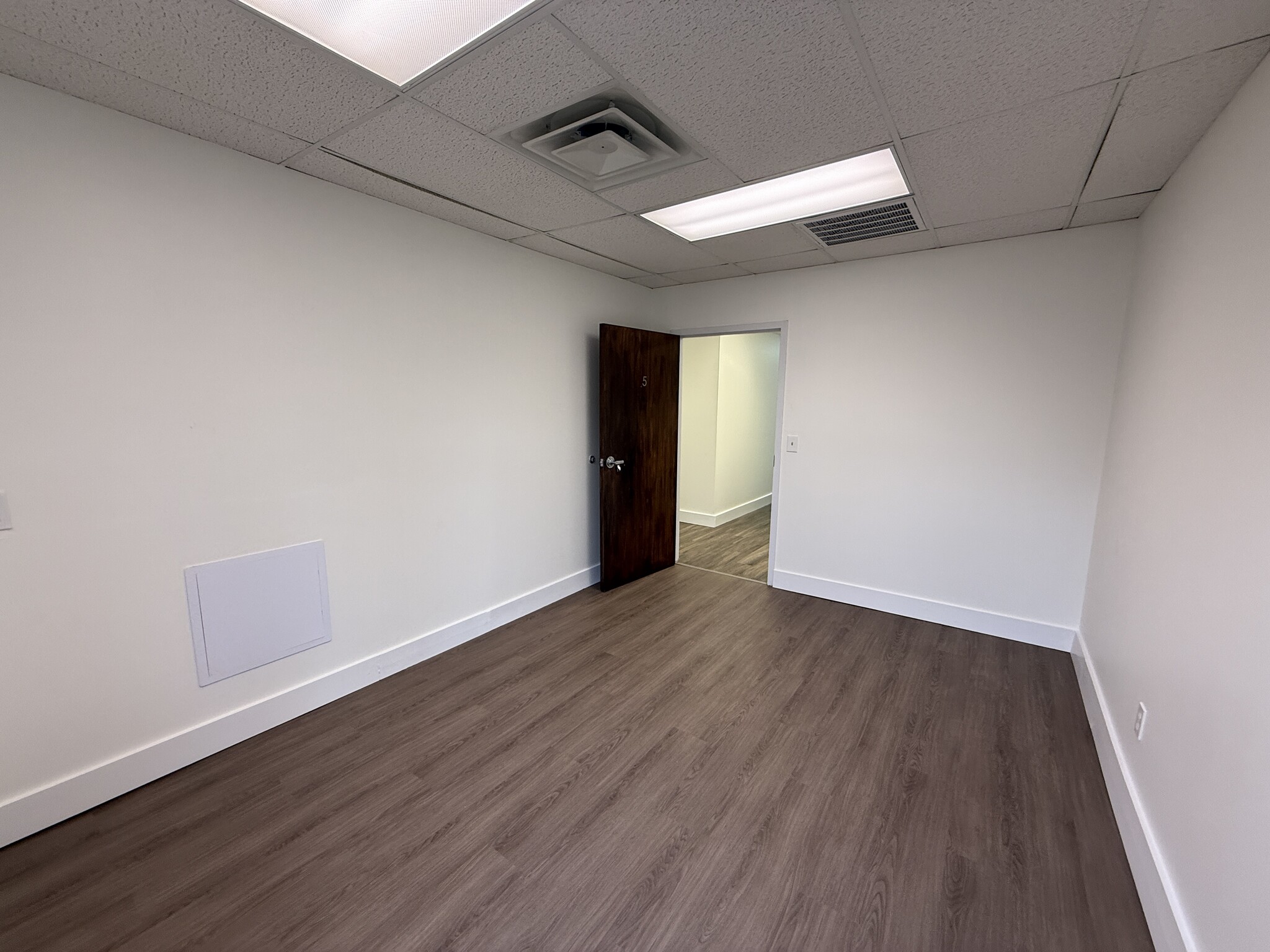 4625-4629 S Harvard Ave, Tulsa, OK for lease Interior Photo- Image 1 of 2