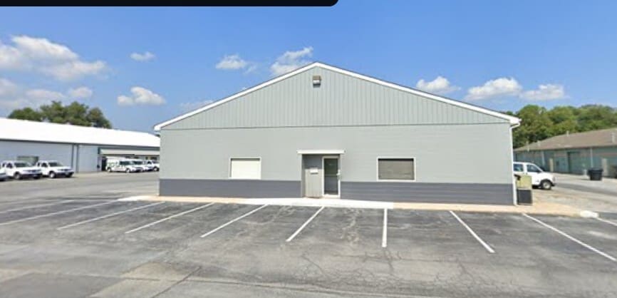 607 Otis Dr, Dover, DE for lease - Primary Photo - Image 1 of 17