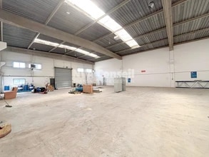 15 Rue D'Anjou, Saint-Ouen-l'Aumône for lease Interior Photo- Image 1 of 8